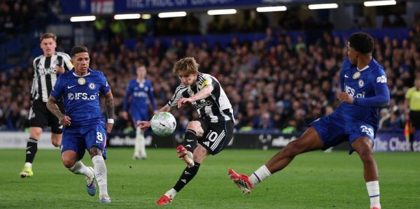 时隔13年蓝桥再度沦陷！戈登一剑封喉，切尔西0-1纽卡双线溃败