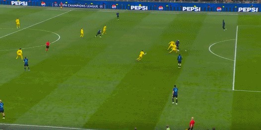 6.66亿换2.15预期进球！国米被5713万黑马羞辱，战犯失误葬送欧冠梦