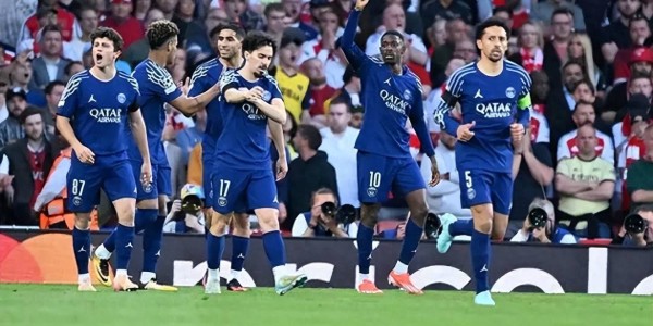 法甲最尴尬的不是没包场过欧冠决赛，而是连欧联决赛也没包过场