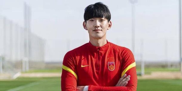 上港两大主力官宣离队留洋！将转会五大联赛追随法甲名帅，孙祥劝说未果