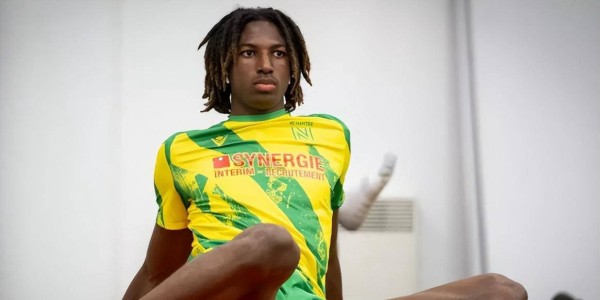 17岁法甲天才中卫成为热门抢夺对象，巴萨竞逐6大豪强