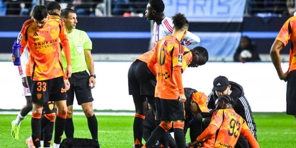 皇马战瓦伦西亚首发出炉！姆巴佩维尼领衔，阿隆索或祭出四中场阵型